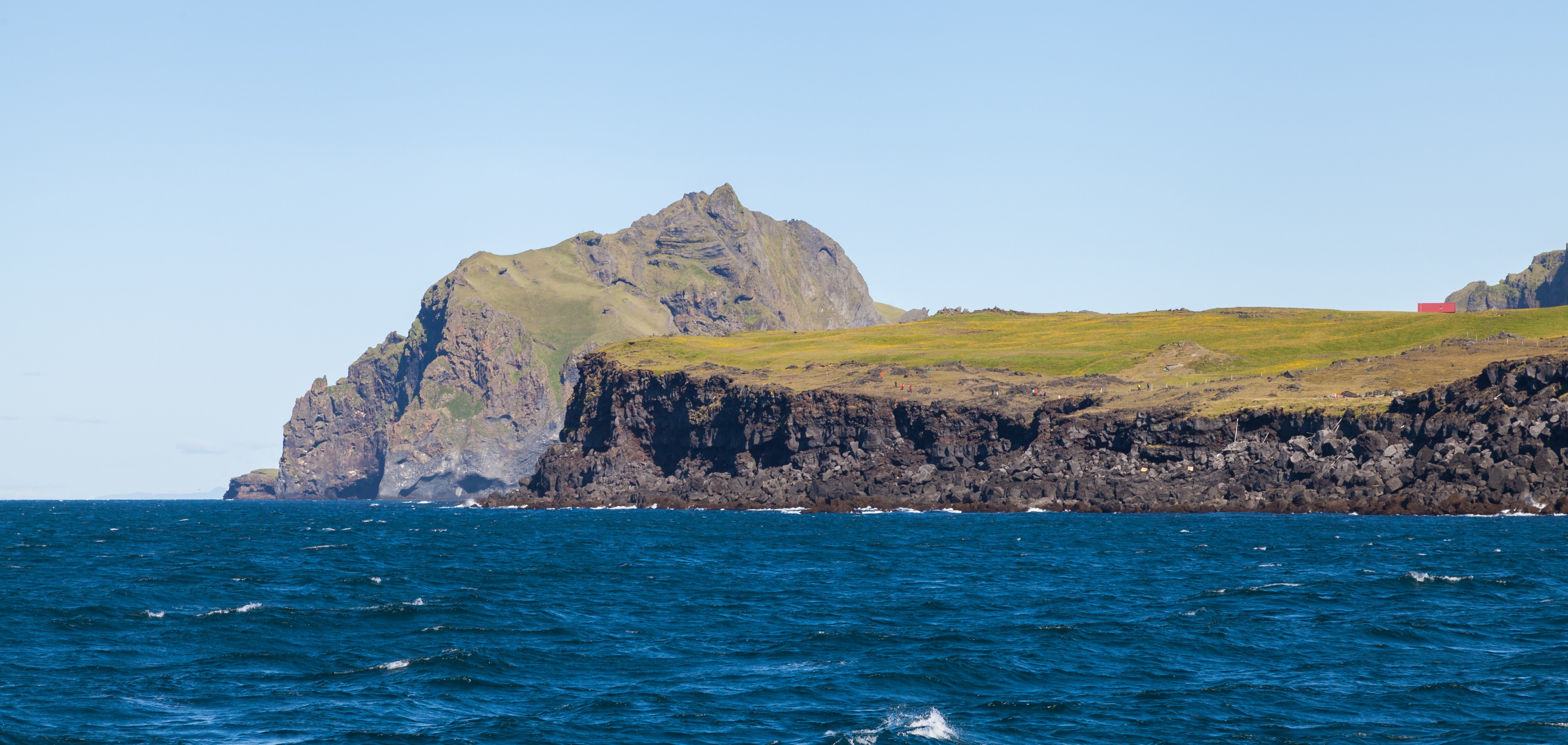 Acantilados de Heimaey, Islas Vestman, Suðurland, Islandia, 2014-08-17, DD 049