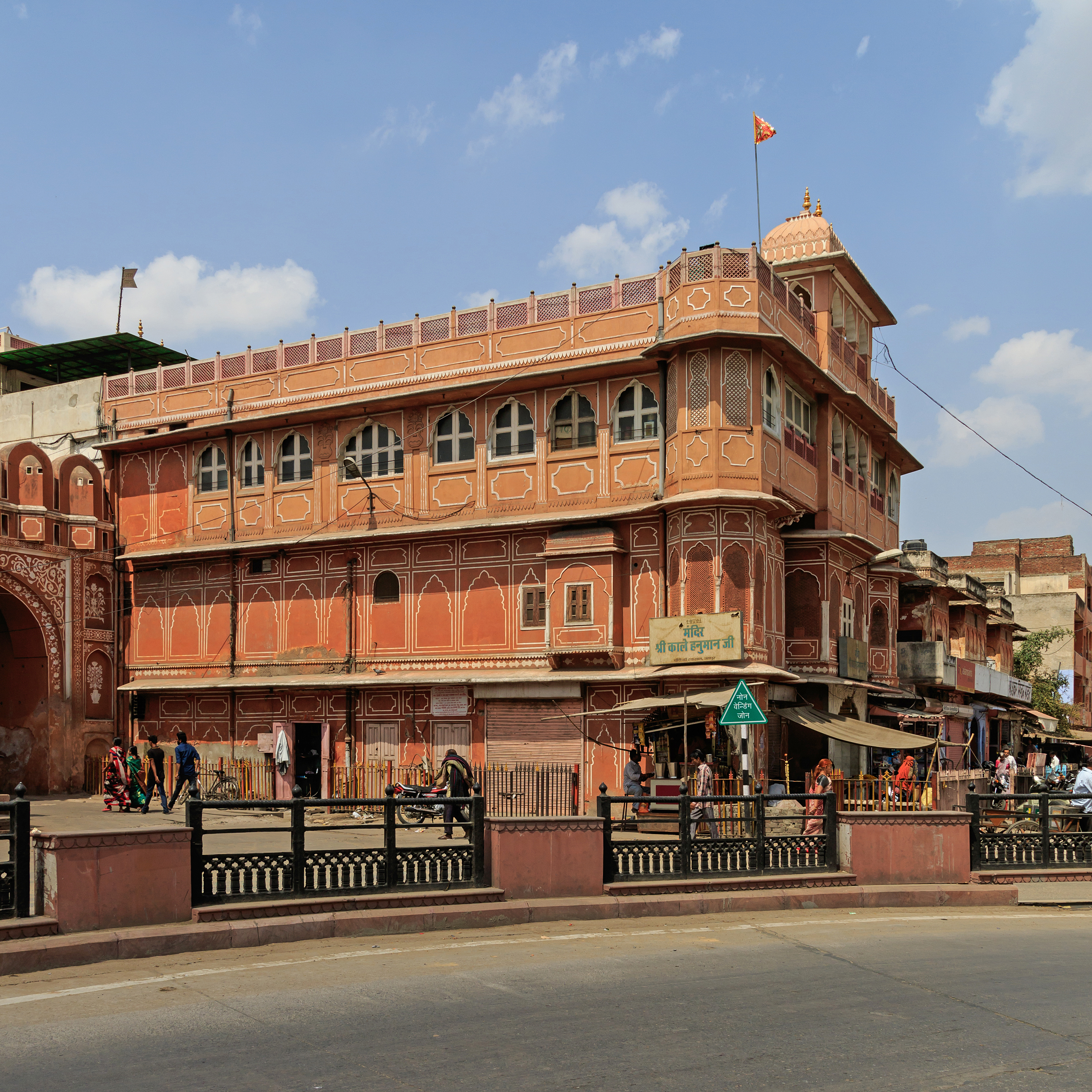 Jaipur 03-2016 14 Kale Hanuman Ji Temple