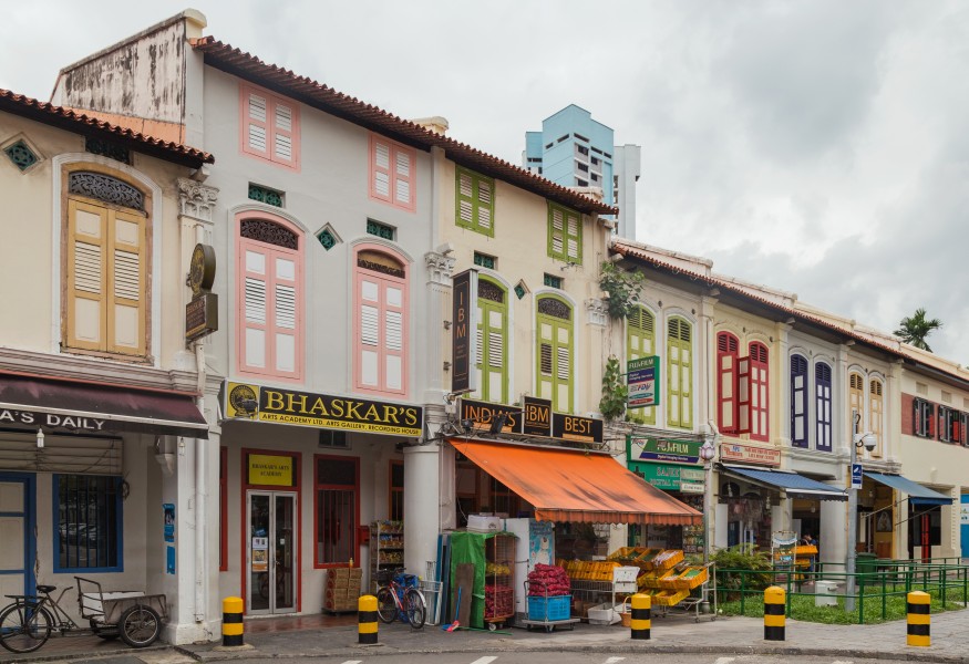 2016 Singapur, Little India, Ulica Kerbau, Domy-sklepy (04)