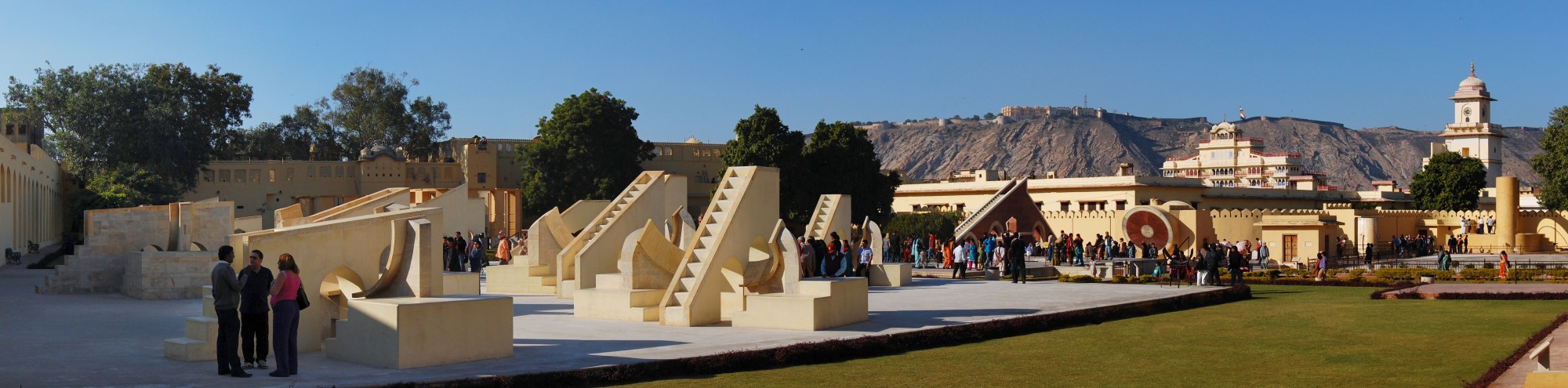 Jaipur Jantar Mantar panorama 2011