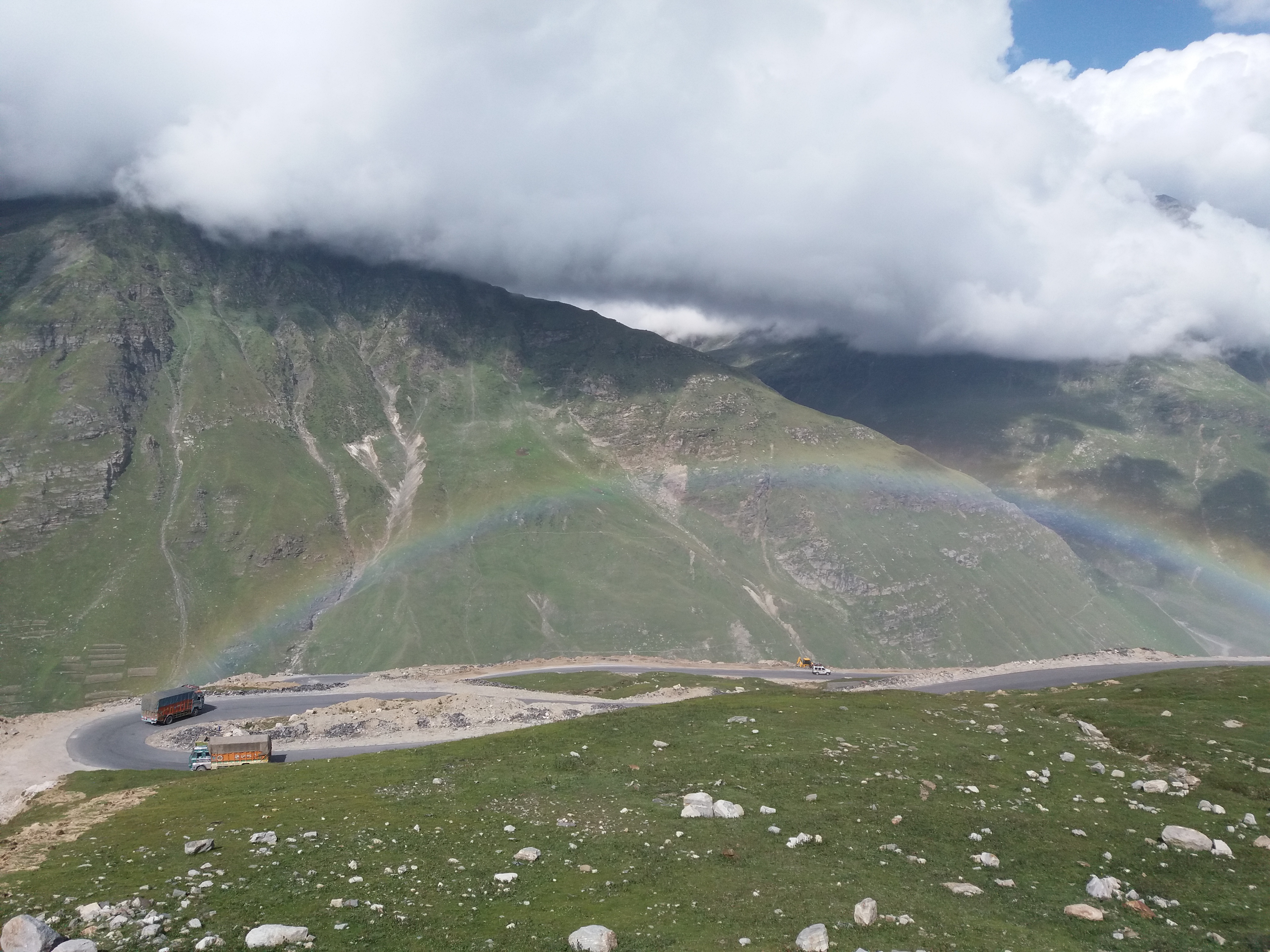 Rainbow from Rohtang pass road, 3