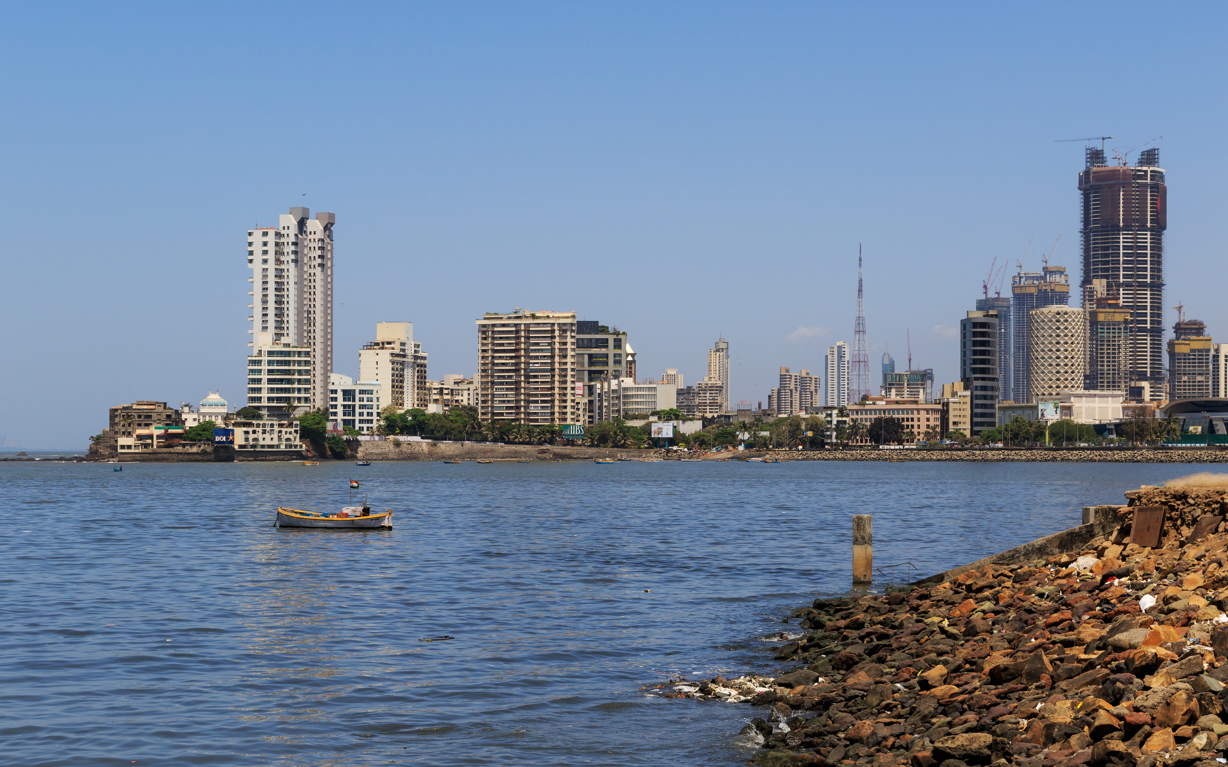 Mumbai 03-2016 09 skyline of Lotus Colony