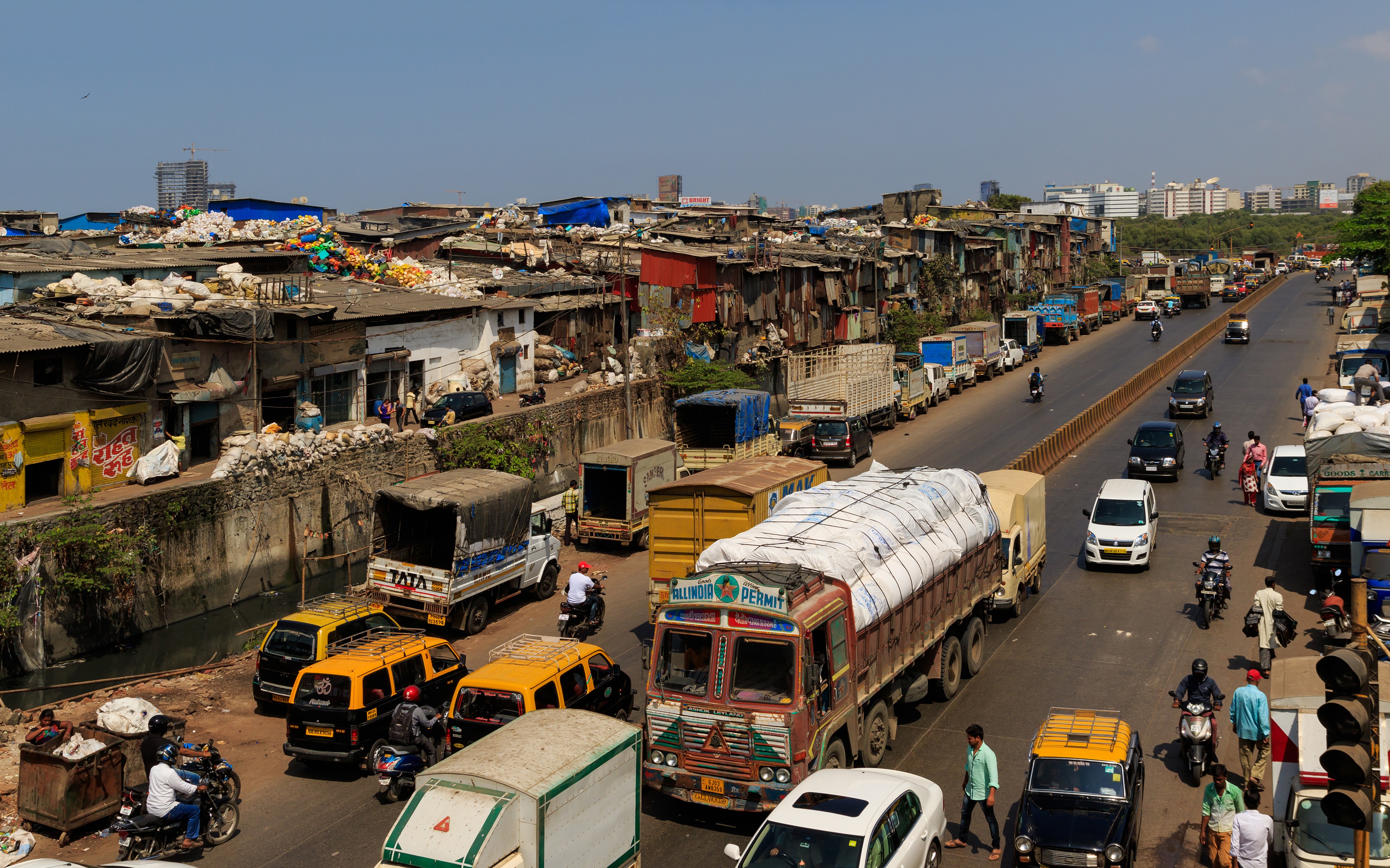 Mumbai 03-2016 51 Dharavi near Mahim Junction