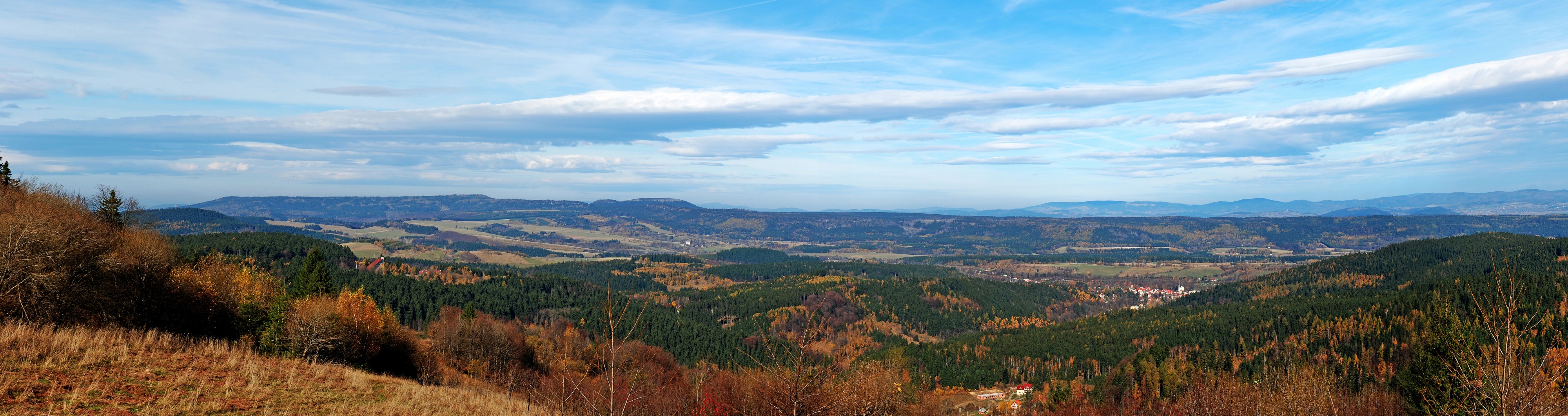 2013 Panorama Ziemi Kłodzkiej z Zieleńca 1