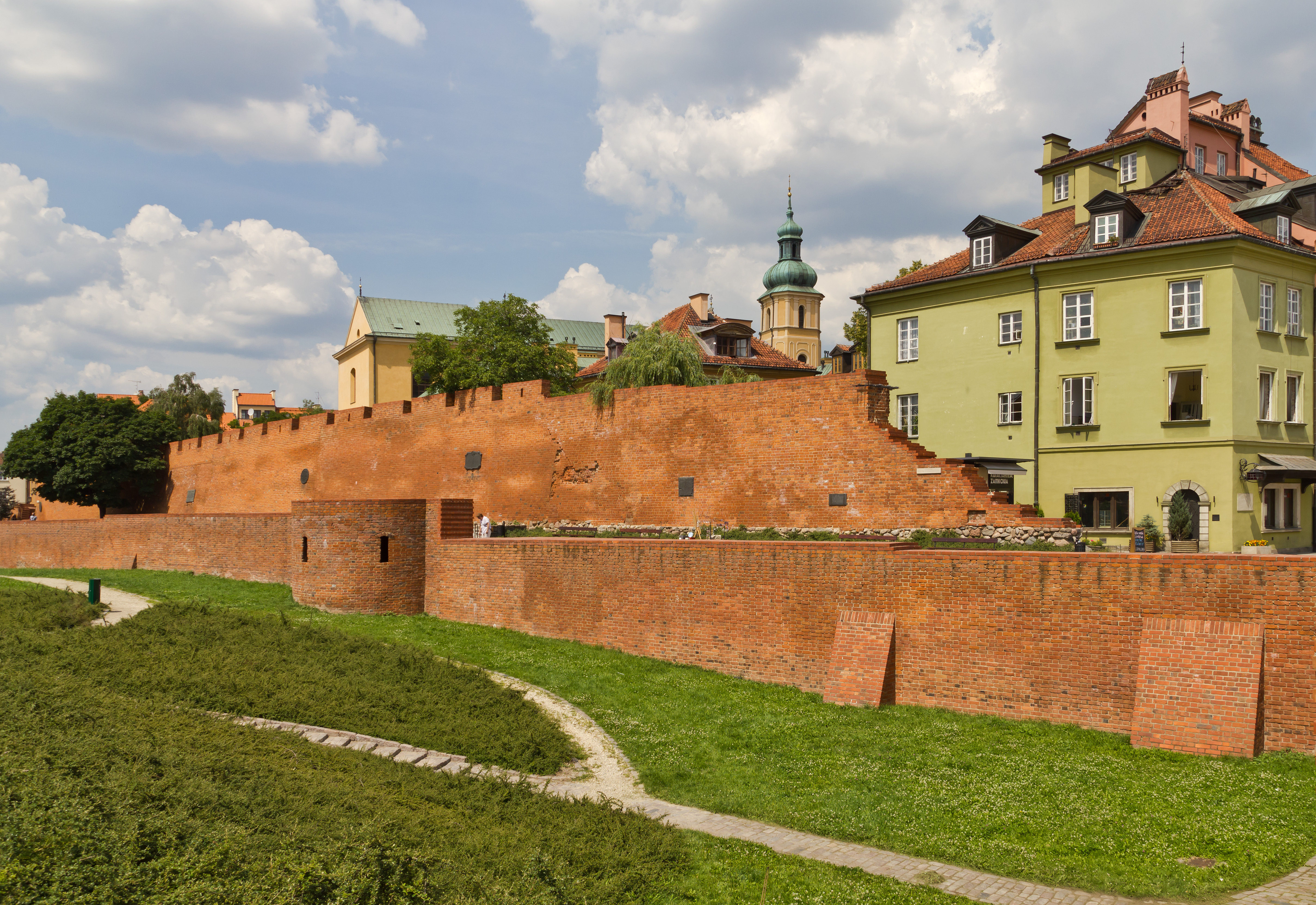 Warsaw 07-13 img24 Old town