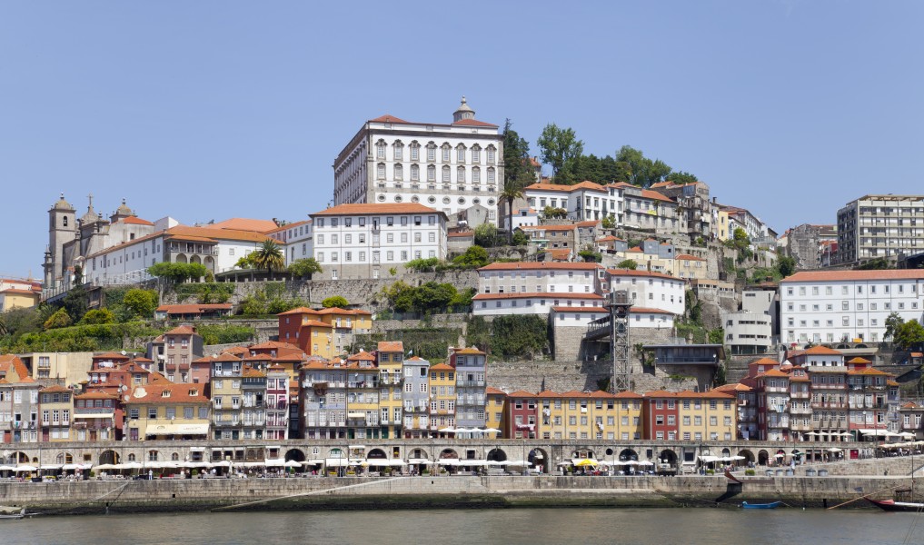 Cais da Ribeira, Oporto, Portugal, 2012-05-09, DD 12