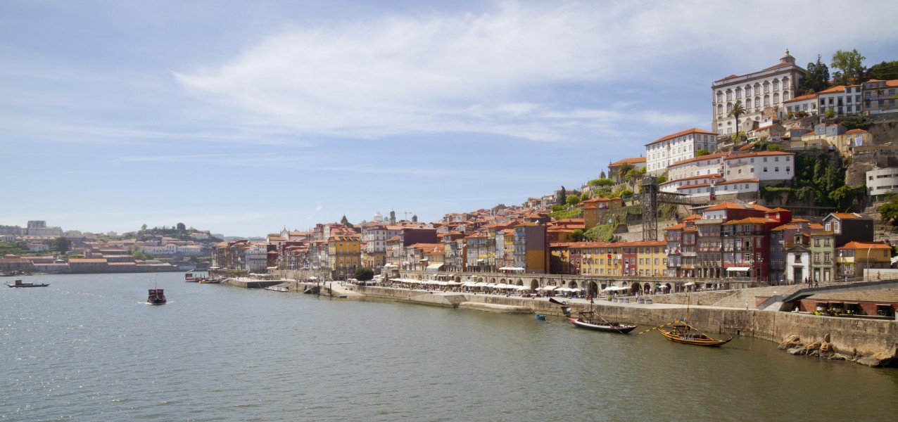 Cais da Ribeira, Oporto, Portugal, 2012-05-09, DD 14