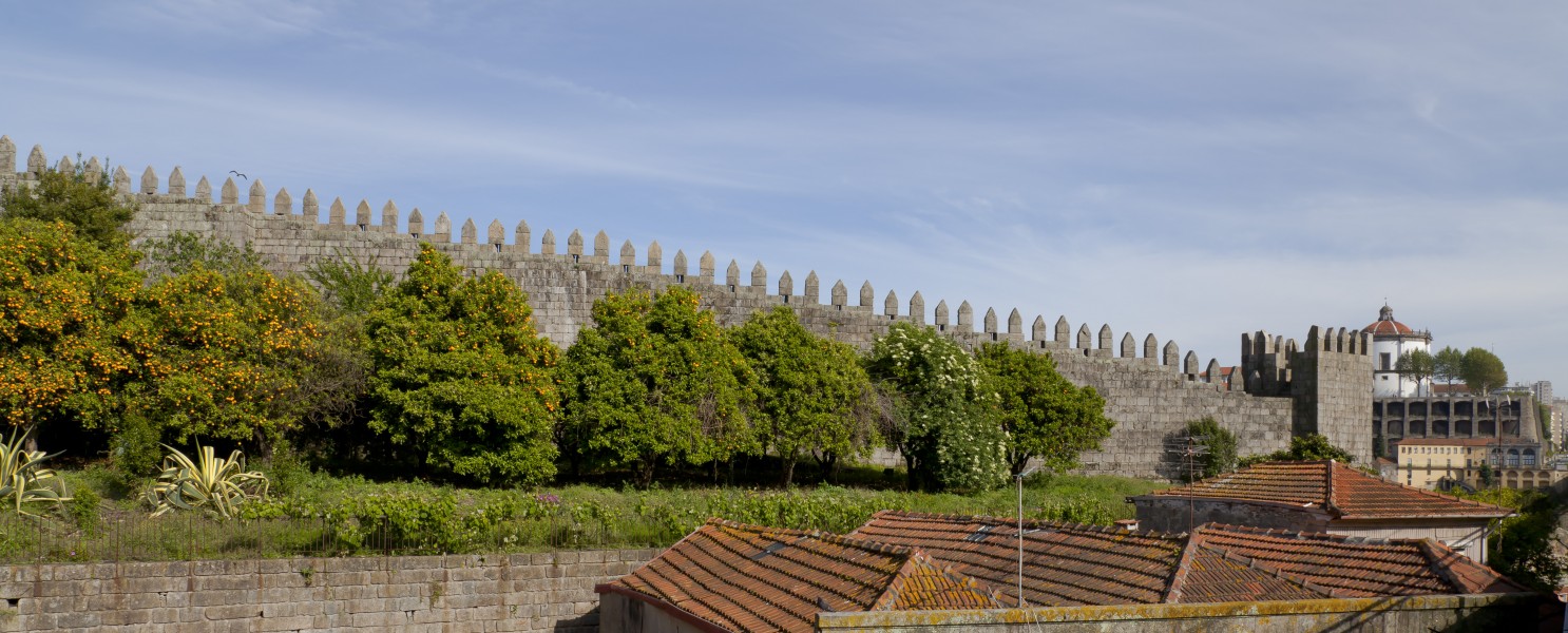 Encosta dos Guindais, Oporto, Portugal, 2012-05-09, DD 04