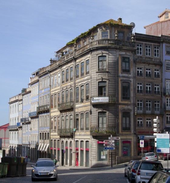 Rua de Mouzinho da Silveira, Oporto, Portugal, 2012-05-09, DD 02