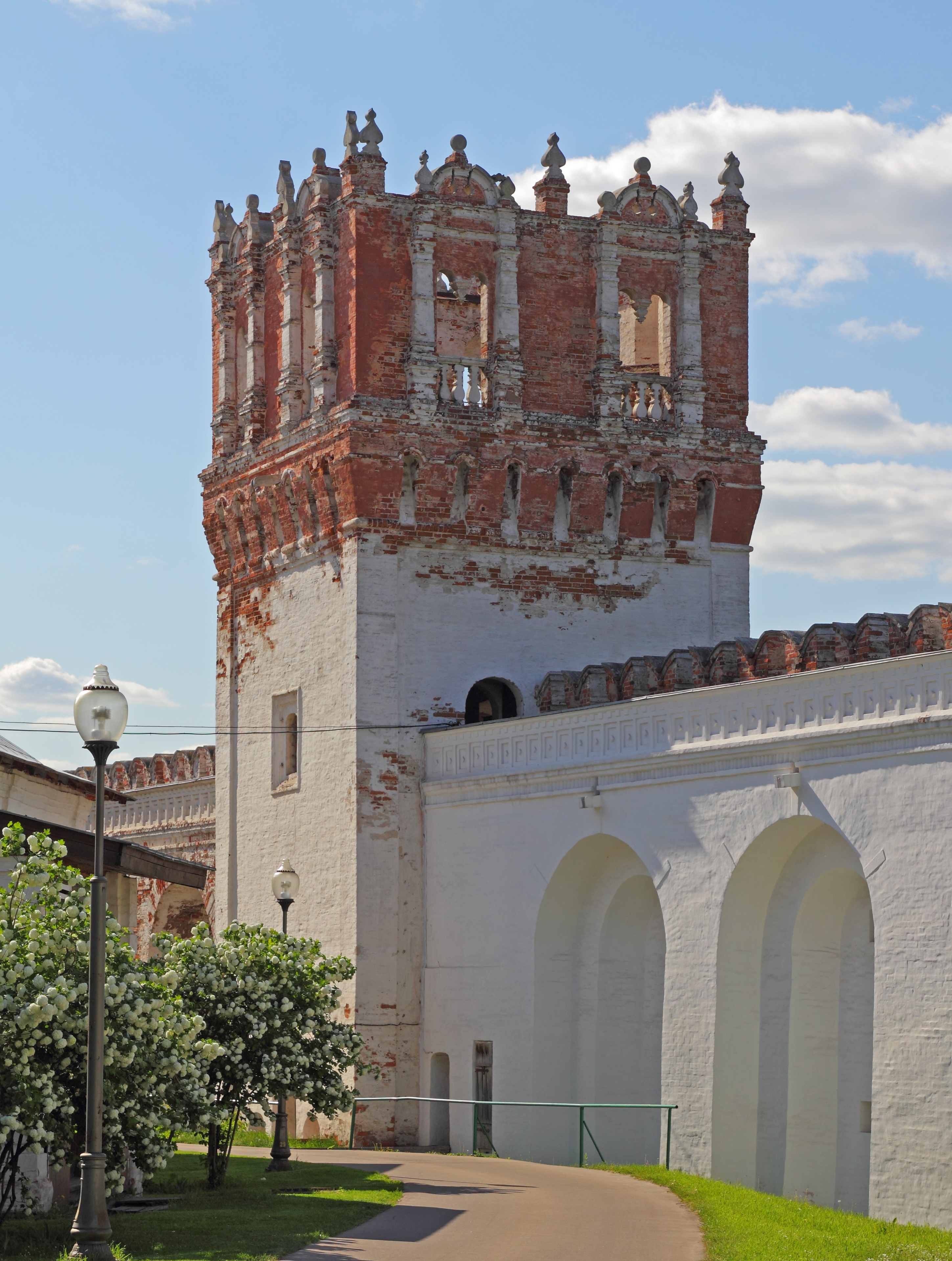 Moscow 05-2012 Novodevichy 09