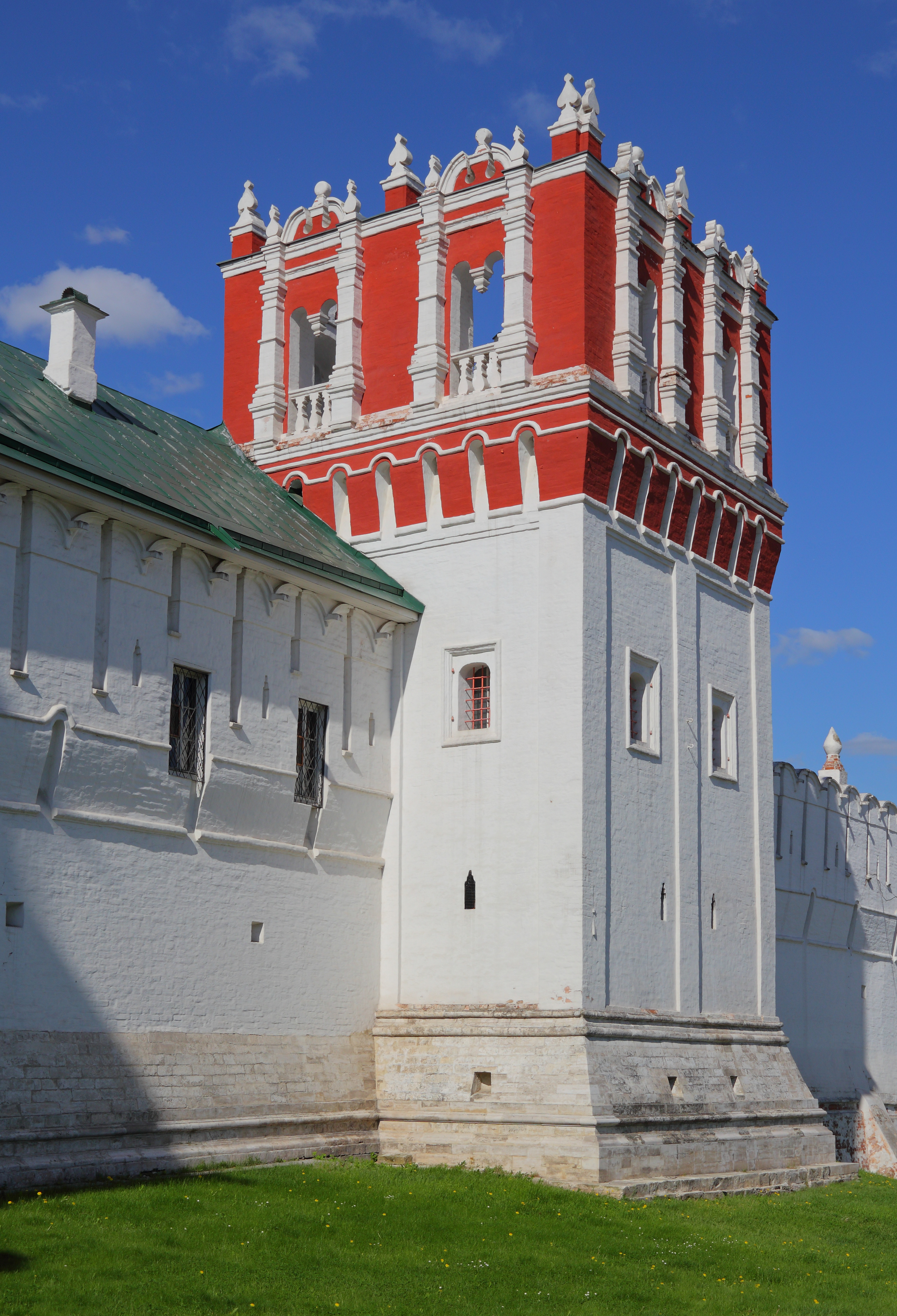 Moscow 05-2012 Novodevichy 22