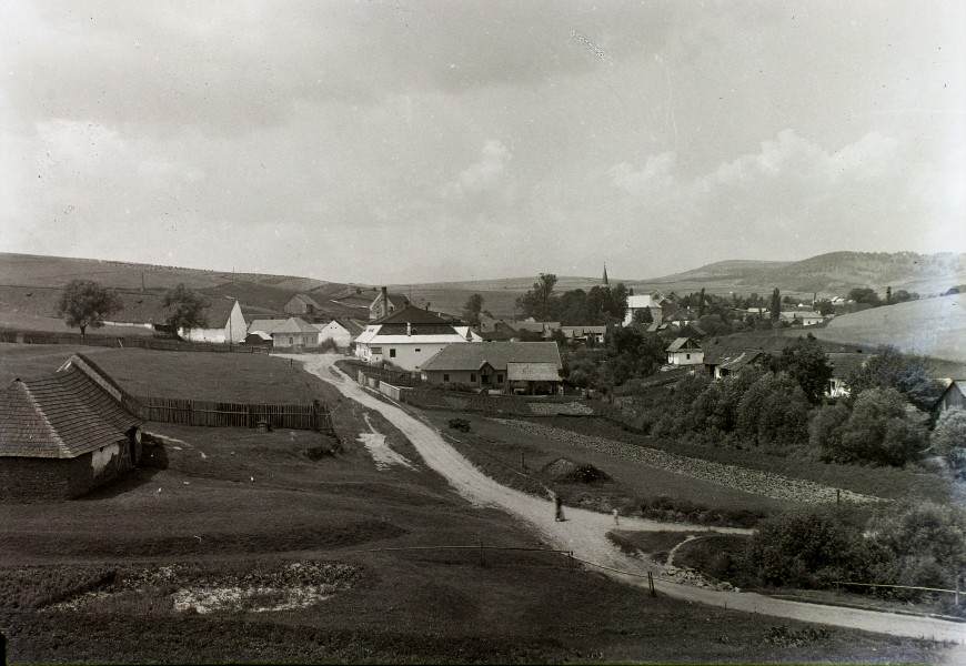 Illésfalva (Iliašovce) község látképe. Szlovákia, Kassai kerület, Iglói járás 1932. - Fortepan 95474