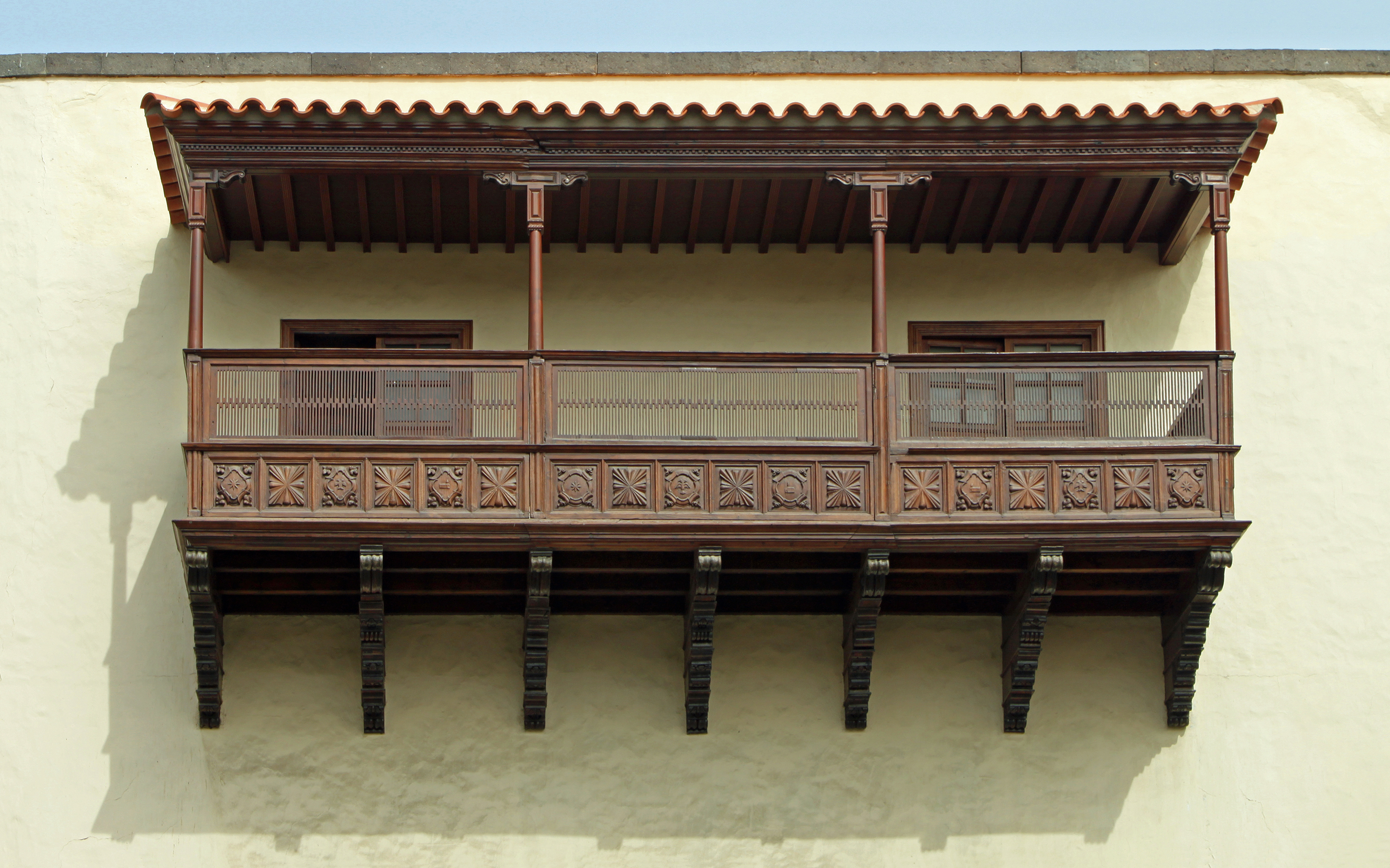 Balcony Casa de Colon 01