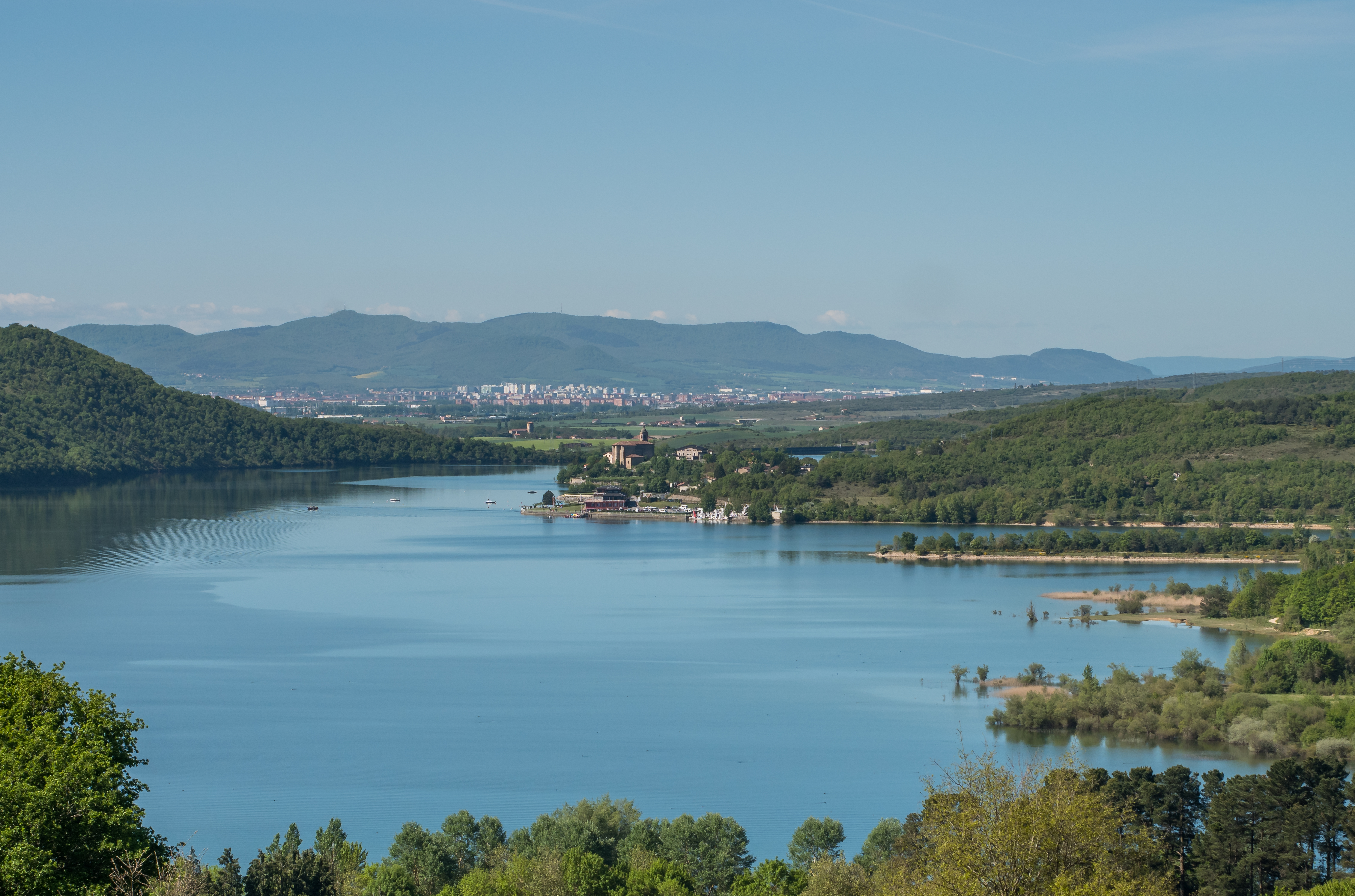 Elgea - Embalse de Ullíbarri-Gamboa 01