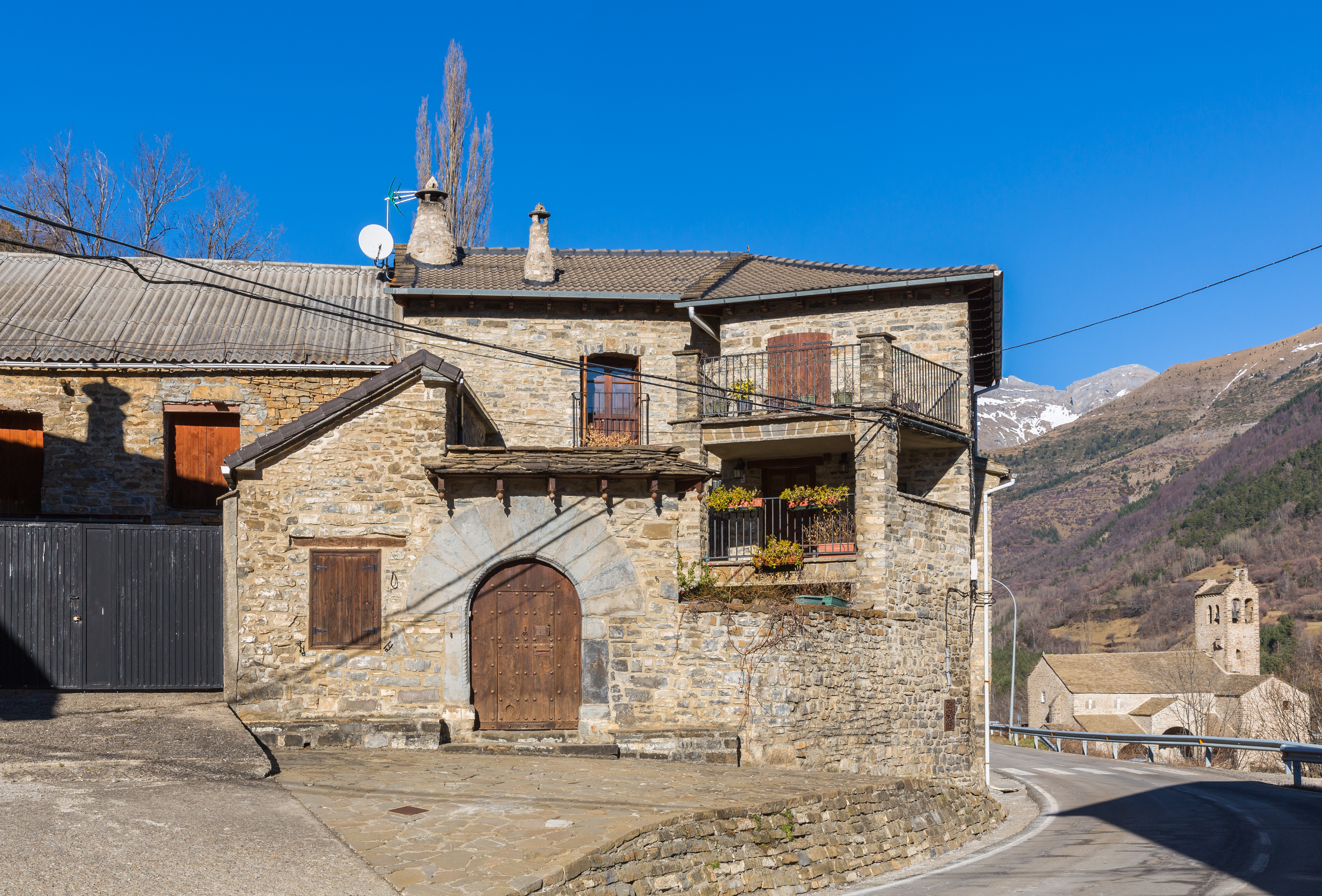 Linás de Broto, Huesca, España, 2015-01-07, DD 01