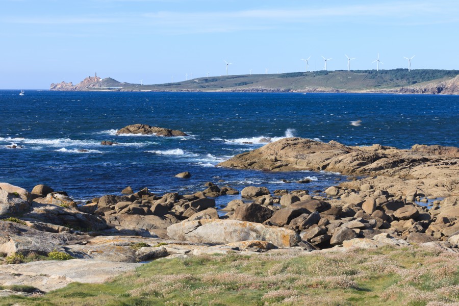 2014 O mar en Muxía. Cabo Vilán ao fondo. Galiza
