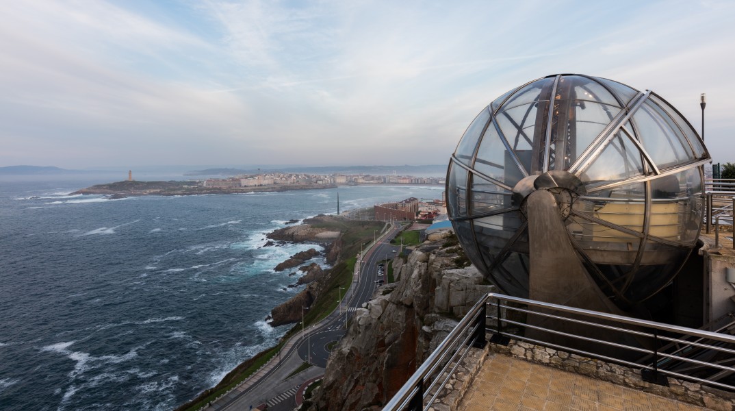 Ascensor del Monte de San Pedro, La Coruña, España, 2015-09-25, DD 115