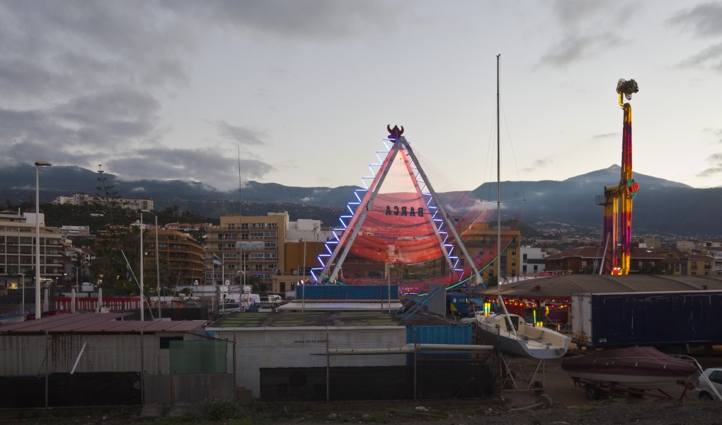 Atracciones, Puerto de la Cruz, Tenerife, España, 2012-12-13, DD 02
