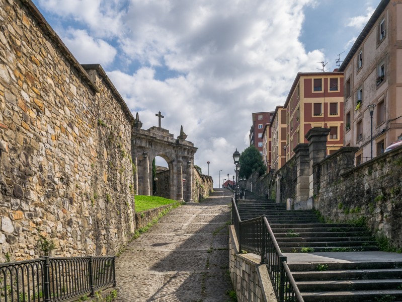 Bilbao - Calzadas de Mallona 01