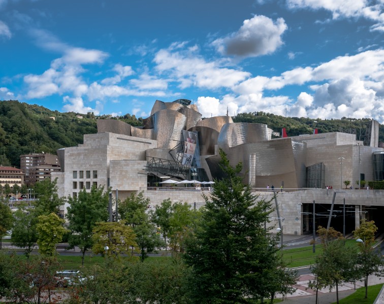 Bilbao - Museo Guggenheim 01