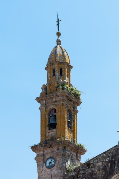 Campanario da igrexa de Santa Comba de Rianxo. Galiza-2