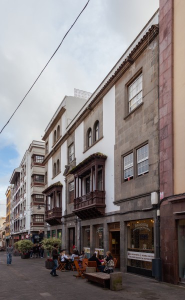 Edificio en la calle Obispo Rey Redondo 51, San Cristóbal de La Laguna, Tenerife, España, 2012-12-15, DD 03