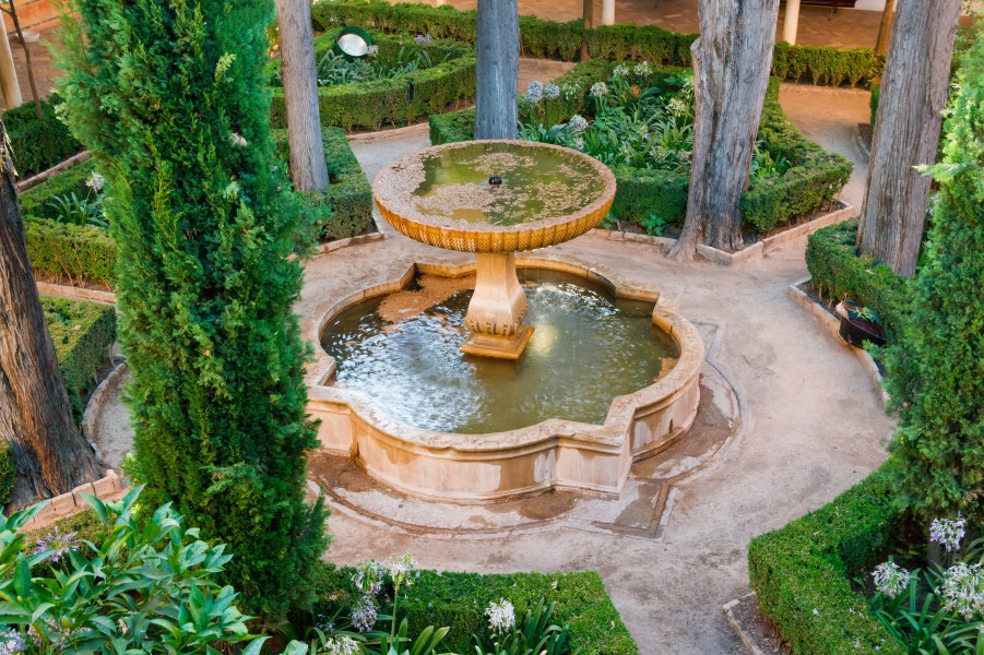 Fontaine patio de Lindaraja Alhambra