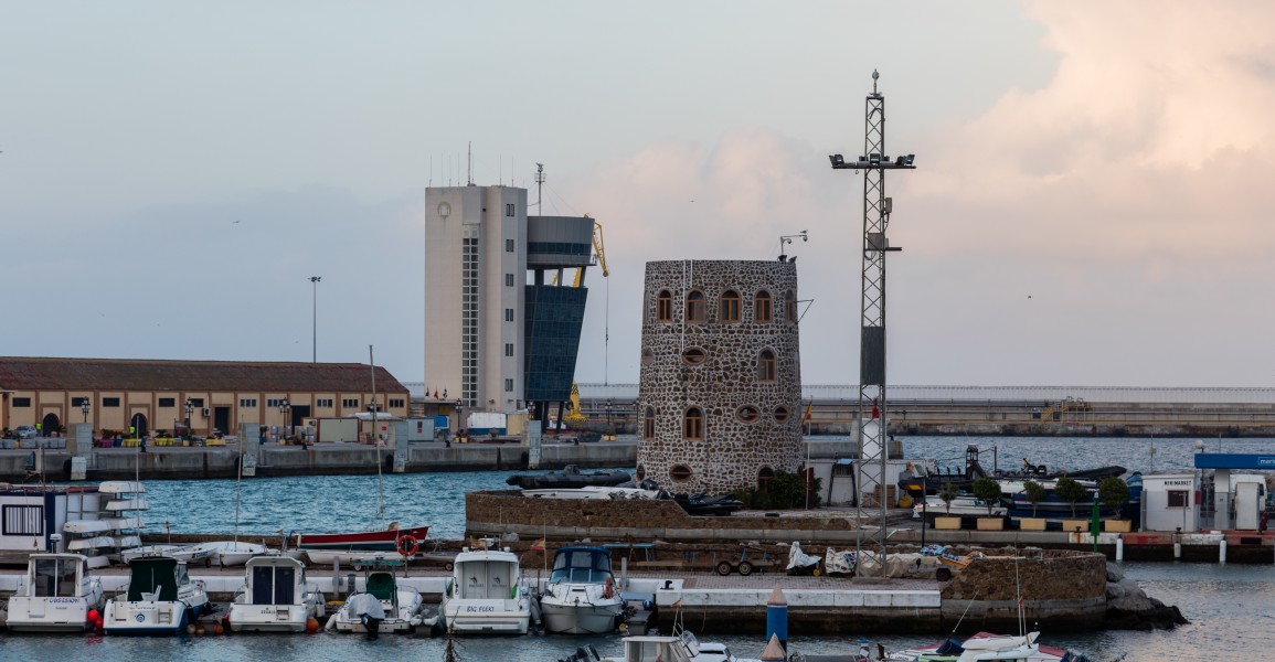 Puerto de Ceuta, España, 2015-12-10, DD 62