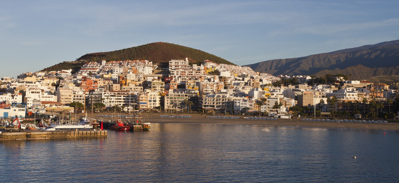 Puerto de Los Cristianos, Tenerife, España, 2012-12-14, DD 03