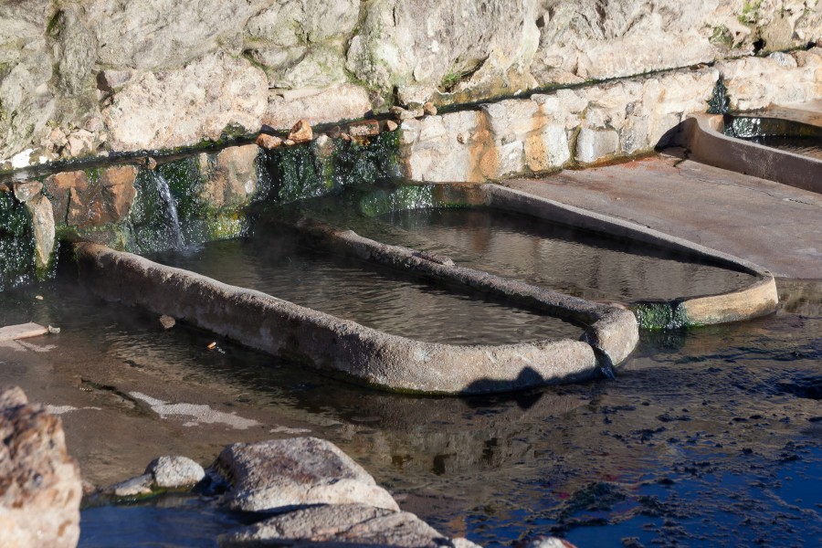 Termas romanas ó aire libre de Aquis Querquennis. Baños de Bande. Galiza. 2013-1