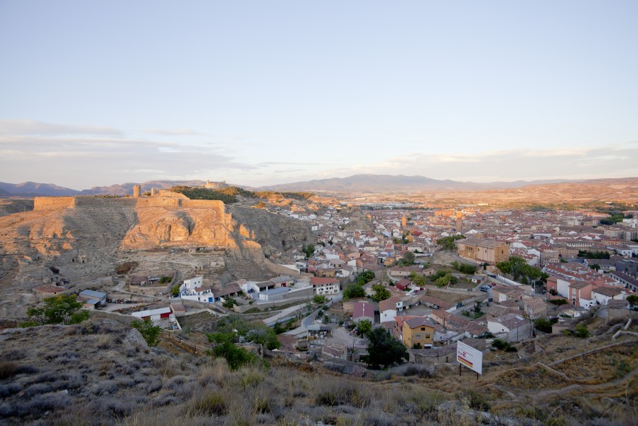 Vista de Calatayud desde San Roque, España, 2012-08-31, DD 02