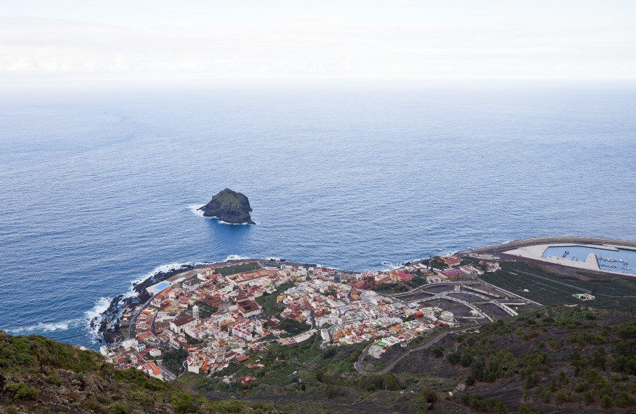 Vista de Garachico, Tenerife, España, 2012-12-13, DD 07