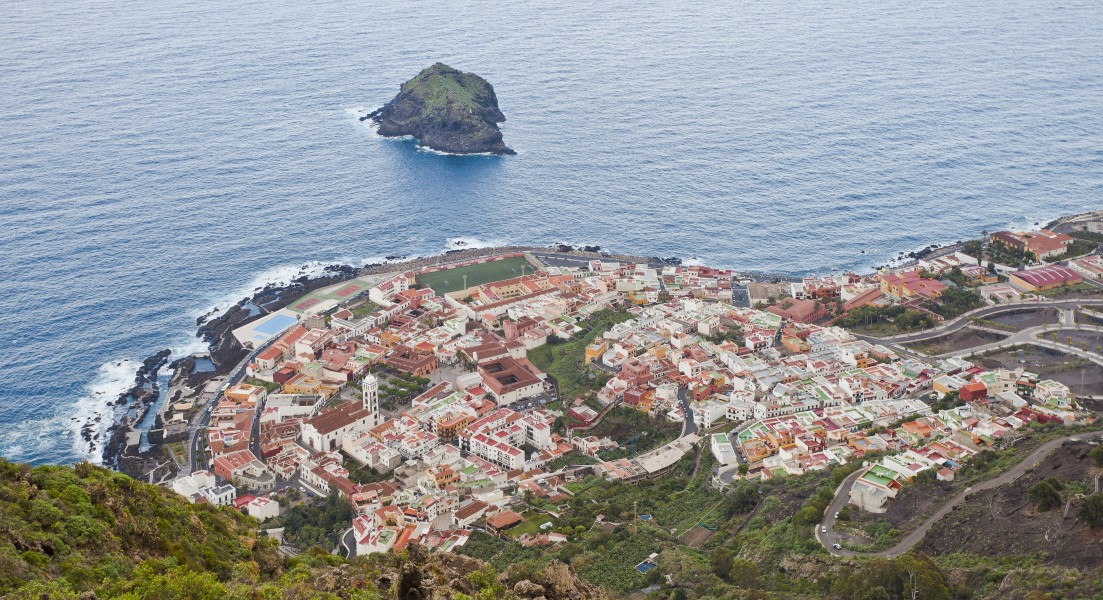 Vista de Garachico, Tenerife, España, 2012-12-13, DD 09