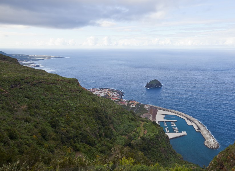 Vista de Garachico, Tenerife, España, 2012-12-13, DD 11