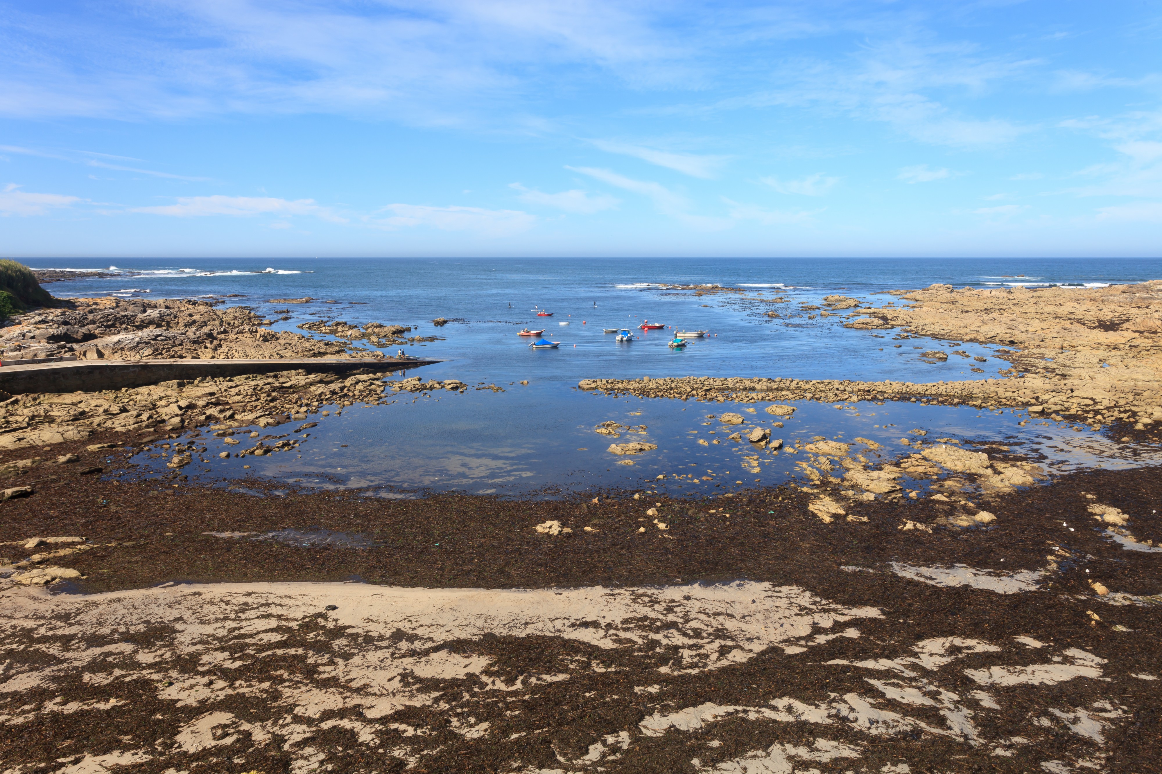 2014. Peirao en Oia. Galiza O-07