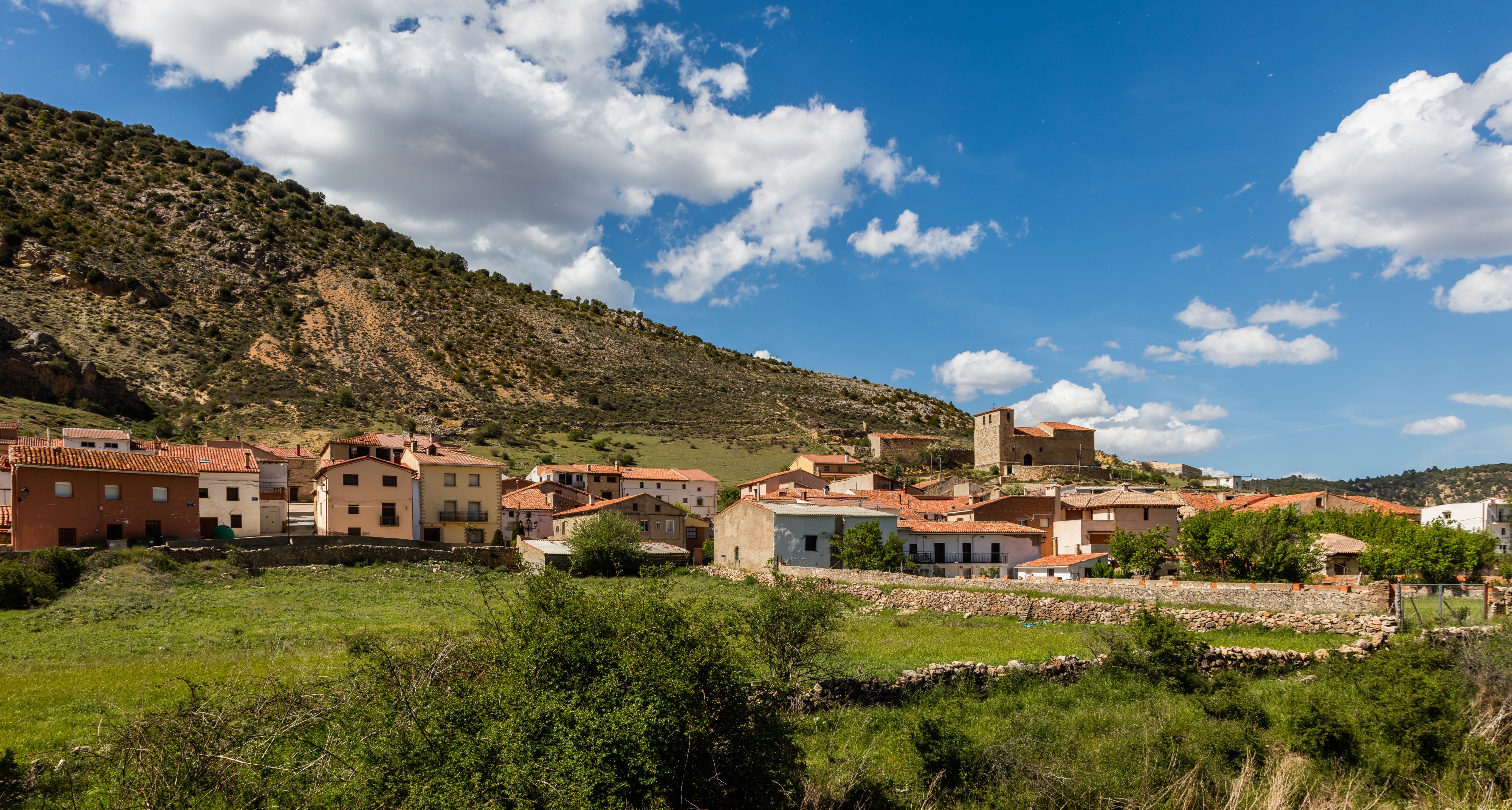 Megina, Guadalajara, España, 2017-05-22, DD 53