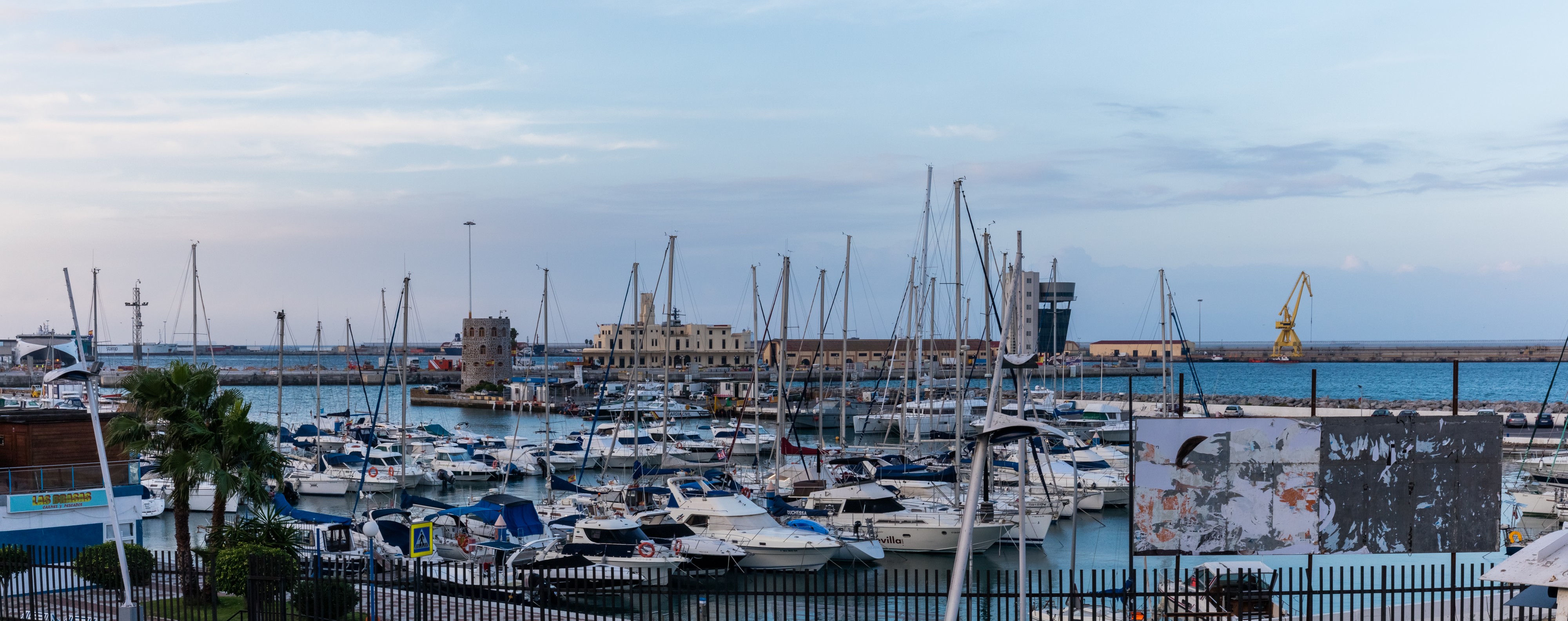 Puerto de Ceuta, España, 2015-12-10, DD 61