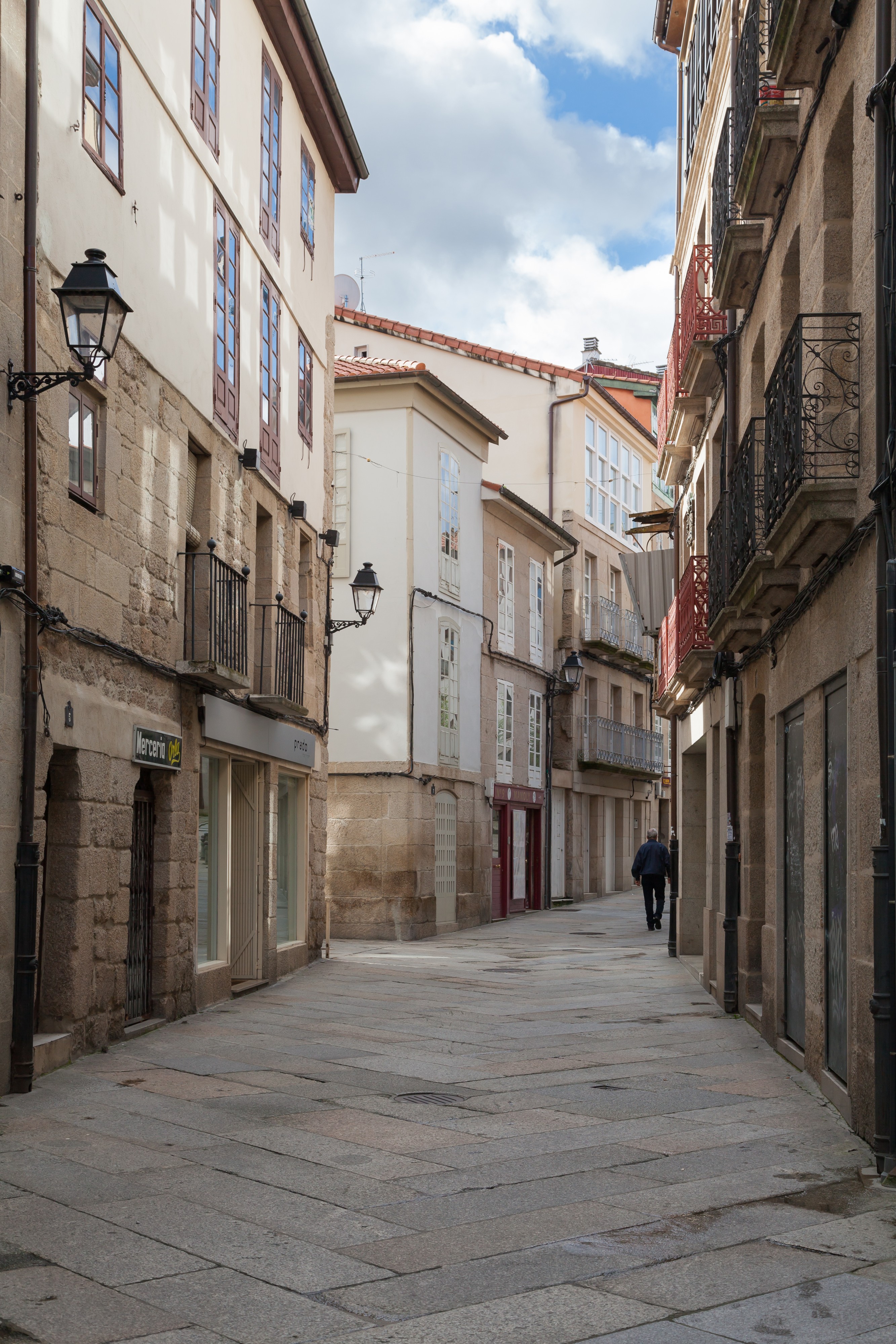 Rúa na zona vella de Ourense. Galiza Eue
