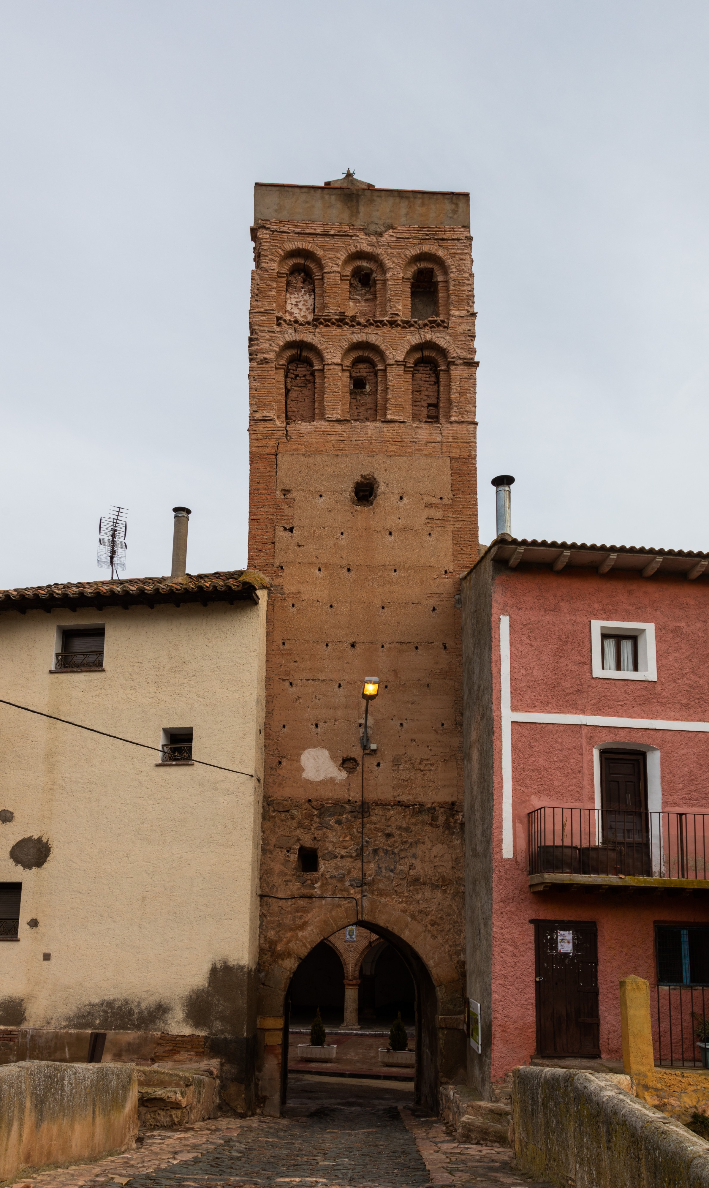 Torre de la muralla, Torrijo de la Cañada, Zaragoza, España, 2015-12-29, DD 12