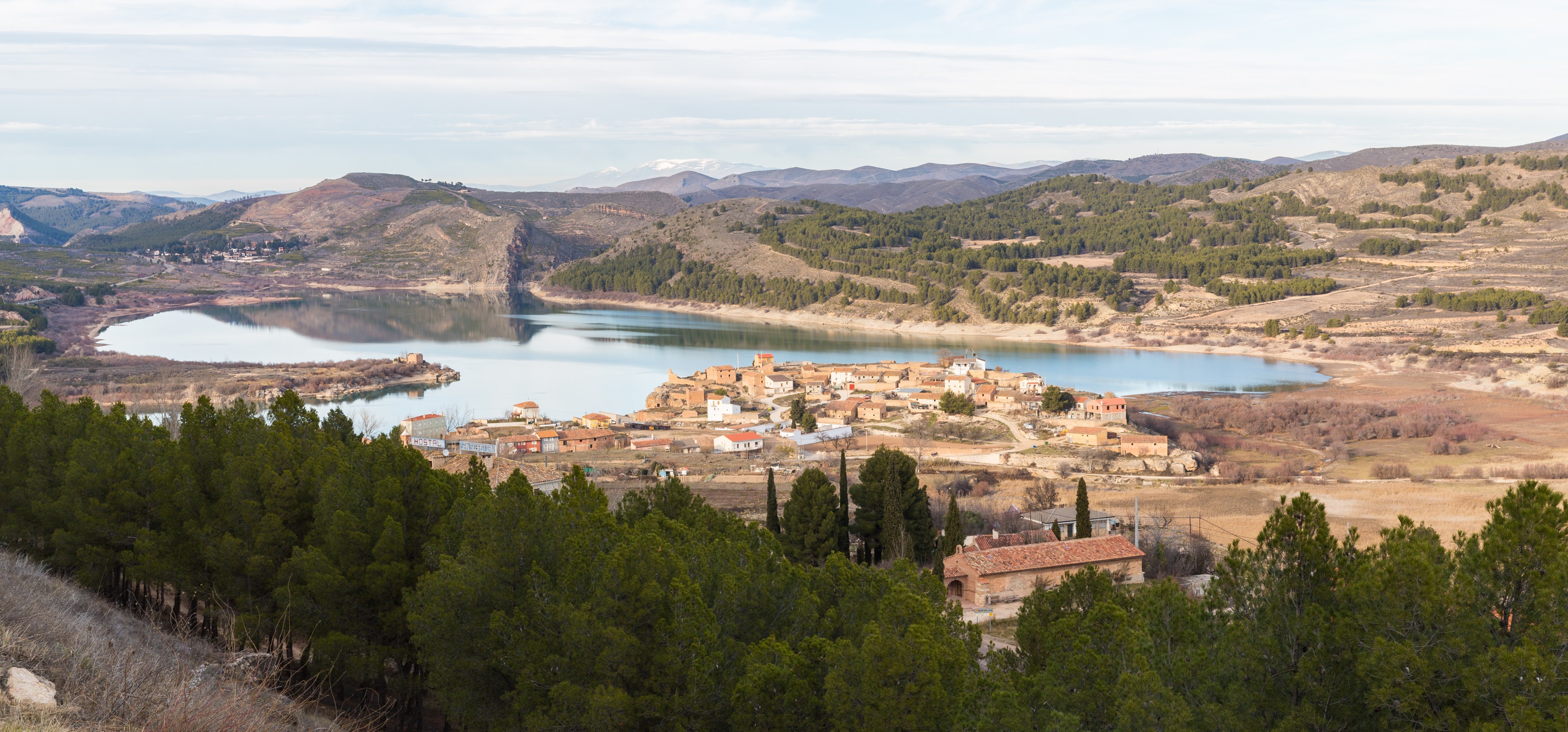 Vista de Nuévalos, Zaragoza, España, 2015-01-08, DD 01