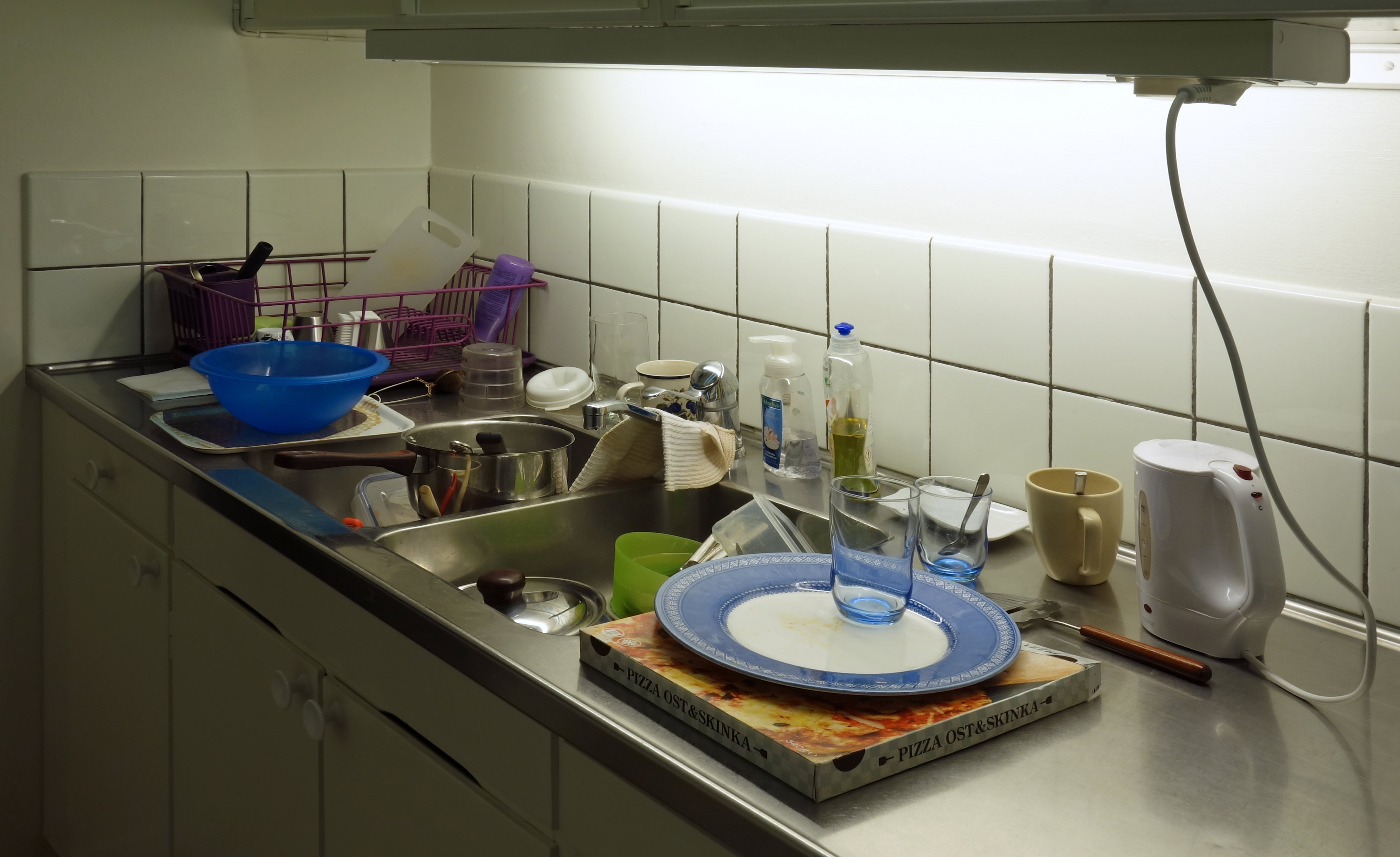 Messy kitchen sink