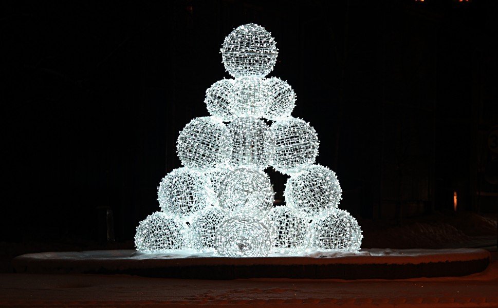 Glowballs in roundabout, Avesta