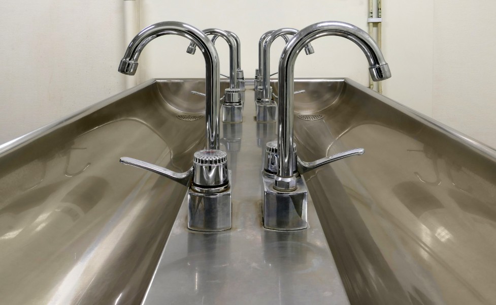 Sink and taps in the men's locker room 1