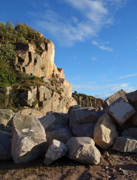 Sunset and moon at old Rixö quarry