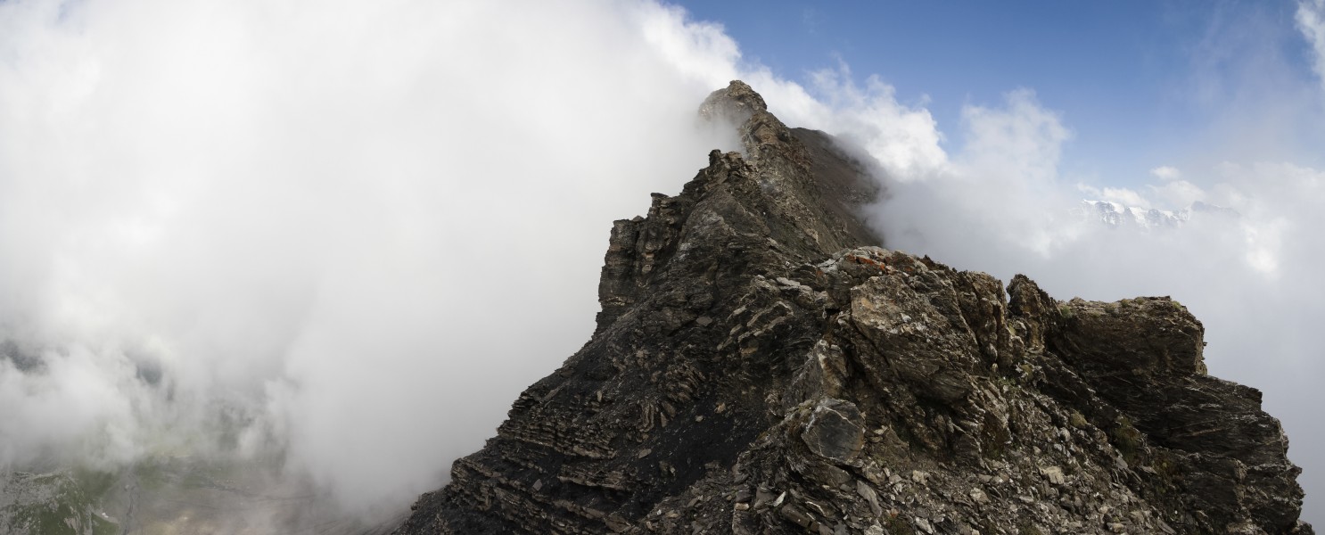 Ascenting Schilthorn from the west ridge, 2012 August