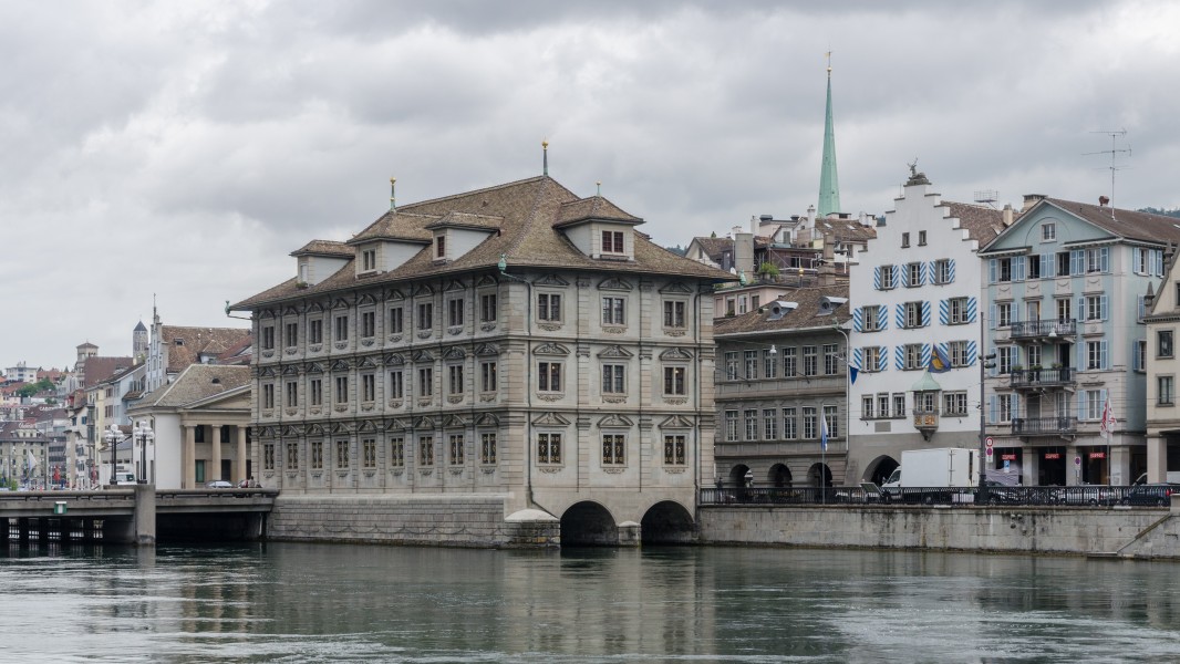 Rathaus of Zürich and Limmatquai 20120626 1
