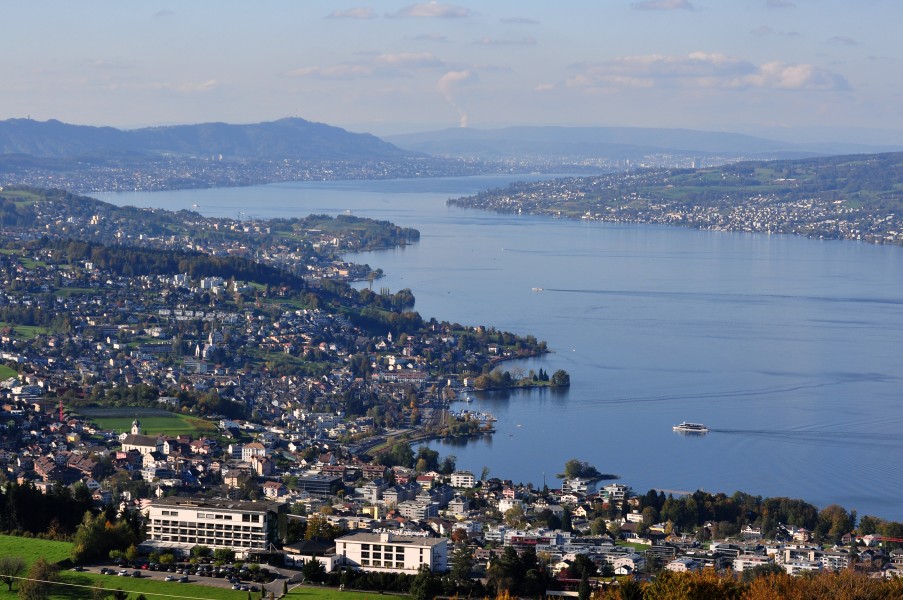 Richterswil - Horgen - Au - Albis-Felsenegg-Uetliberg - Zürich - Lägern - Zürichsee - Pfannenstiel - Feusisberg - Etzel 2010-10-21 15-51-22
