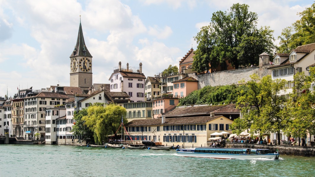 Zürich (Schweiz), Ufer des Limmat -- 2011 -- 3