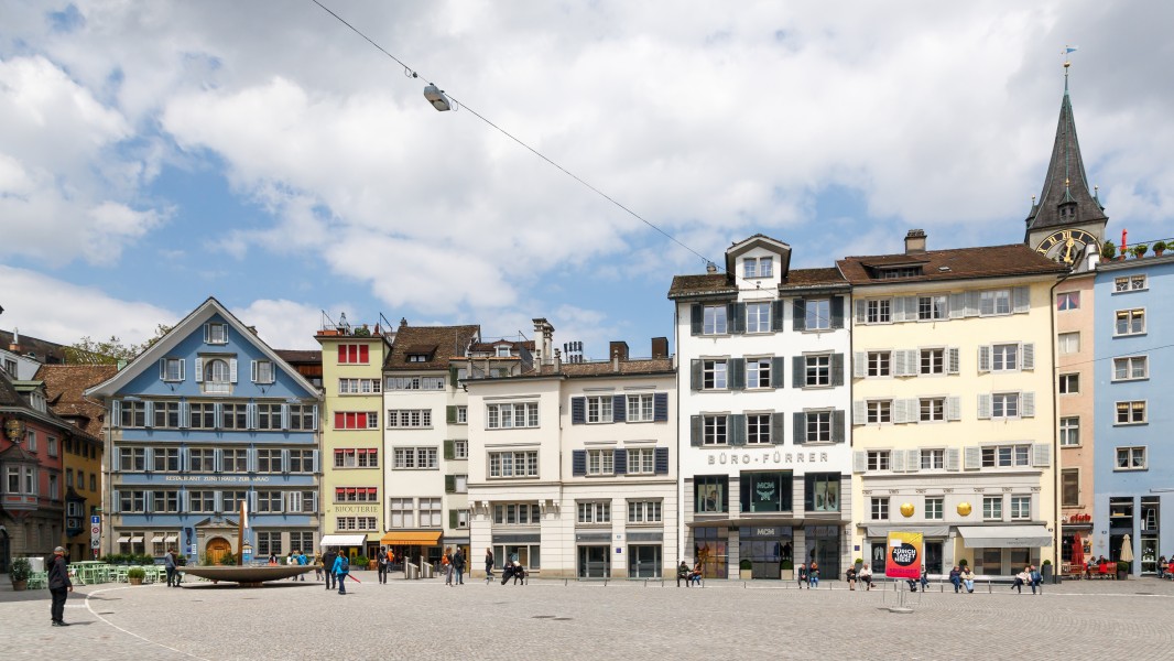 Zürich Switzerland-Münsterhof-01