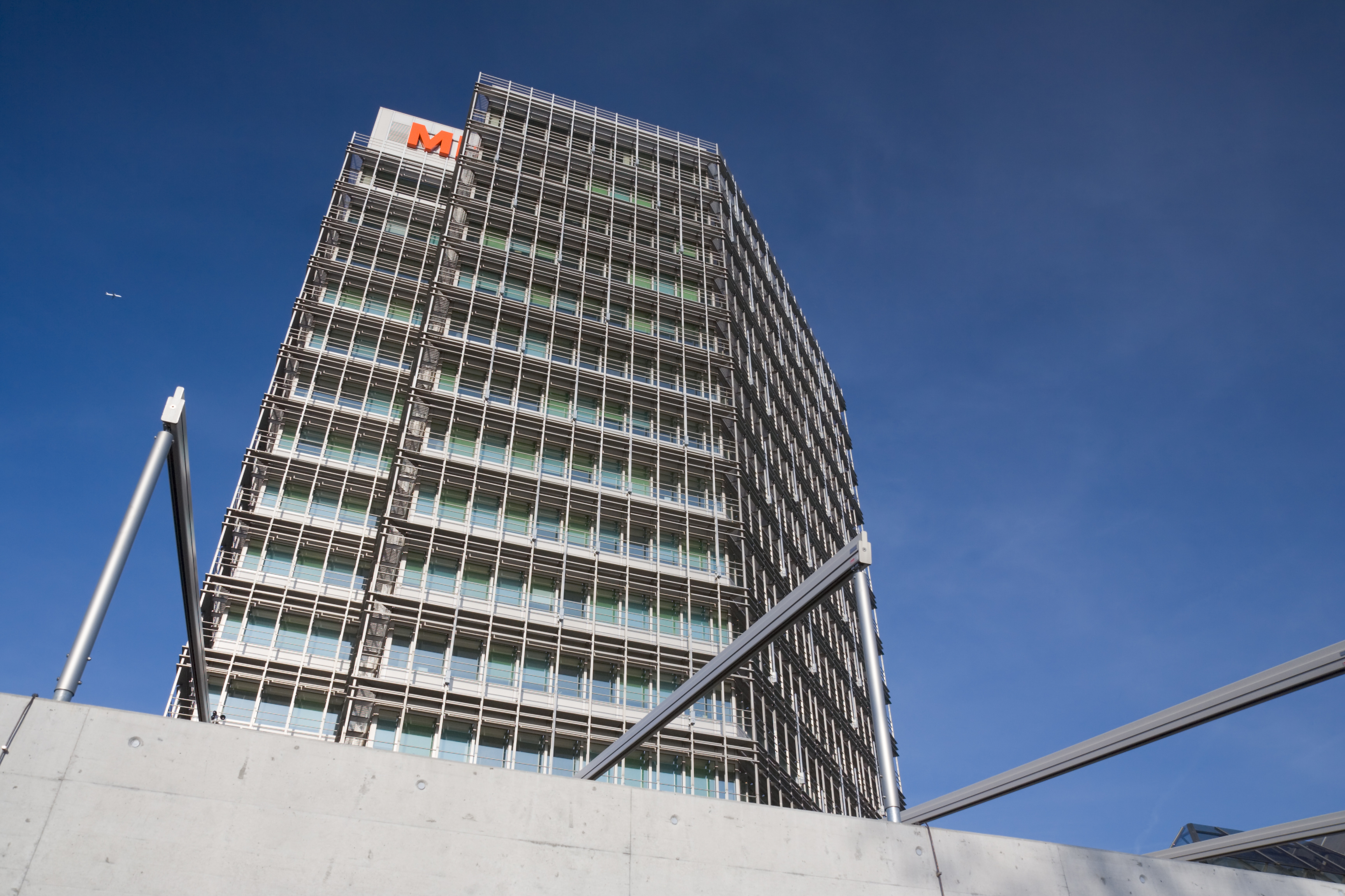 Zuerich Migroshochhaus 2